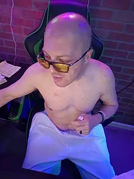 chronic_vibez's Webcam Show