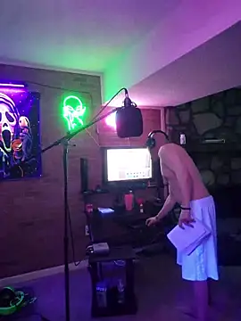chronic_vibez Шоу с уебкамера