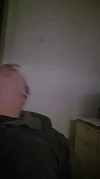chronic_vibez webkamerás műsora