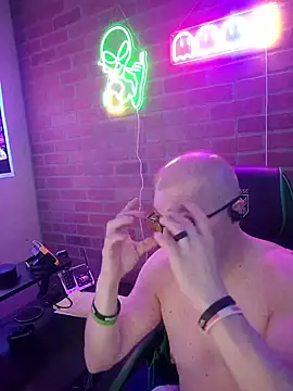 chronic_vibez Show in webcam