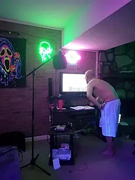 عرض كام chronic_vibez