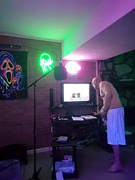 chronic_vibez Adlı Modelin Web Kamerası Şovu