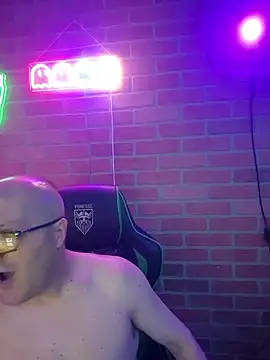 chronic_vibez Show in webcam
