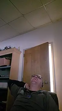 chronic_vibez – webcam-show