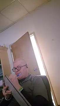 chronic_vibez's Live XXX Chat