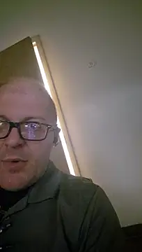 chronic_vibez's Webcam Show
