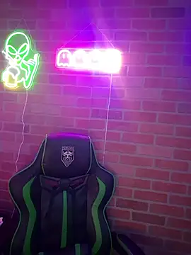 chronic_vibez Webcamshow