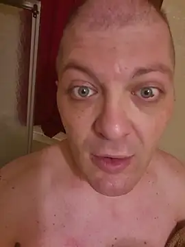 chronic_vibez: διαδικτυακό σόου στην κάμερα