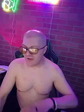 chronic_vibez Show in webcam