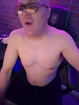 chronic_vibez's Webcam Show