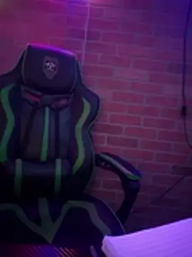 عرض كام chronic_vibez