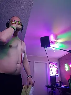 chronic_vibez Show in webcam