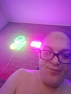 chronic_vibez Adlı Modelin Web Kamerası Şovu