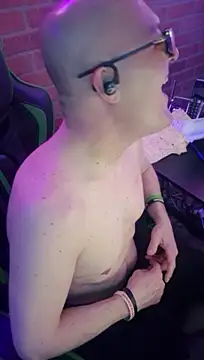 chronic_vibez – webcam-show
