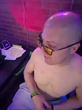 chronic_vibez's Webcam Show