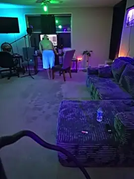 chronic_vibez Show in webcam