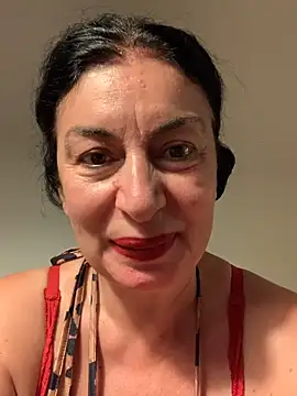 Lizzaa80 webcam show