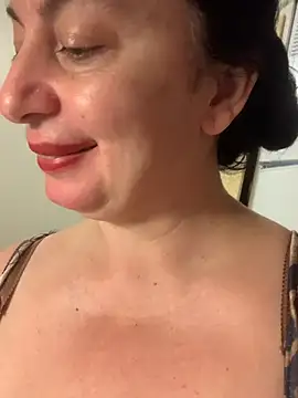 Lizzaa80 webcam show