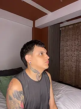 TommyHolland Webcam Show