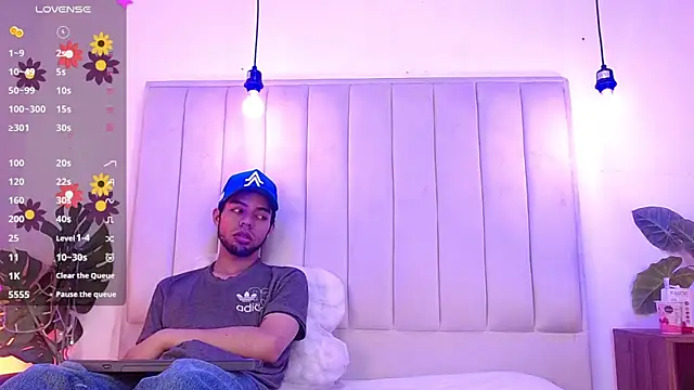 aji_golds Pertunjukan Webcam