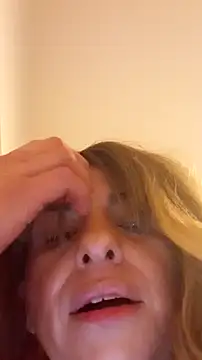 Webkamerová show nadianaughty2