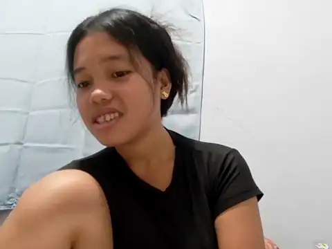 Pokazy przed kamerką – Pinaysweetgirl