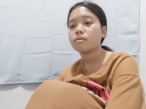 Pokazy przed kamerką – Pinaysweetgirl