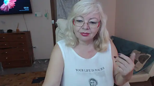 LavandaMay – Naživo XXX chat