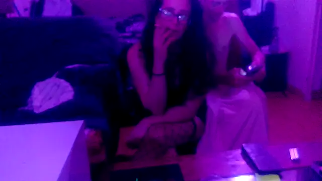 Millyblue's Live XXX Chat