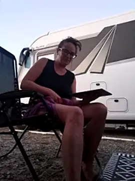 XXX chat uživo modela Millyblue