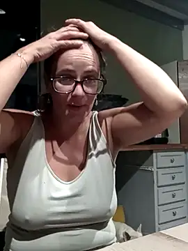 Czat XXX na żywo – Emyshow