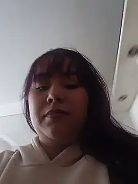 AliceScoot_'s Live XXX Chat