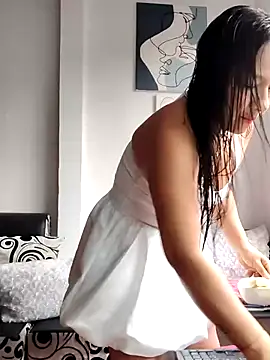alisonnturbay's Live XXX Chat