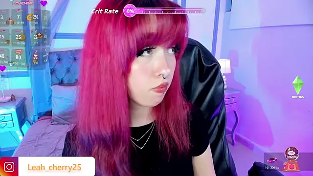 Leah_cherry's Webcam Show
