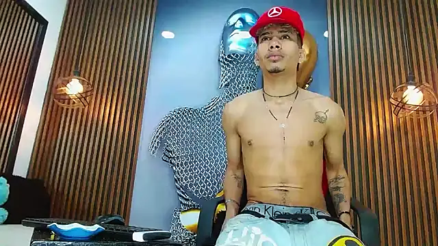 Skinny_cute_Alyer 网络视讯表演