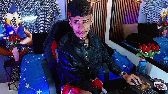 Skinny_cute_Alyer Webcam Show