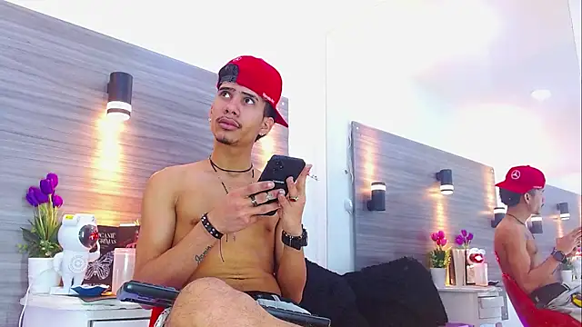 Skinny_cute_Alyer 在線直播表演