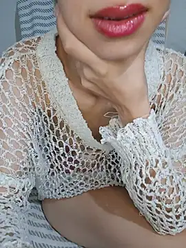 Mia_3535 Adlı Modelin Web Kamerası Şovu