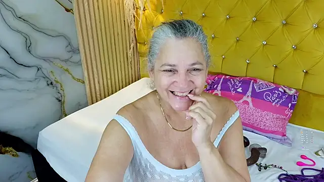 Misevie's Live XXX Chat