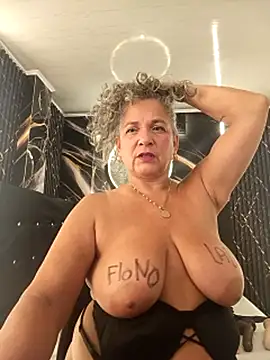 Misevie live XXX chat
