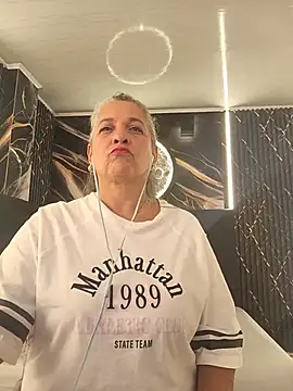 Misevie Chat XXX in diretta