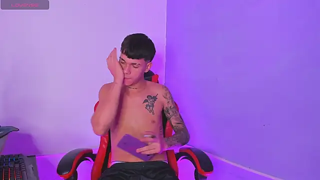 WhyNotDestroy Webcamshow