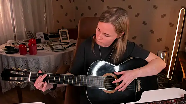 MiaSparkes élő XXX-chatje
