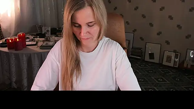 MiaSparkes' Live XXX Chat
