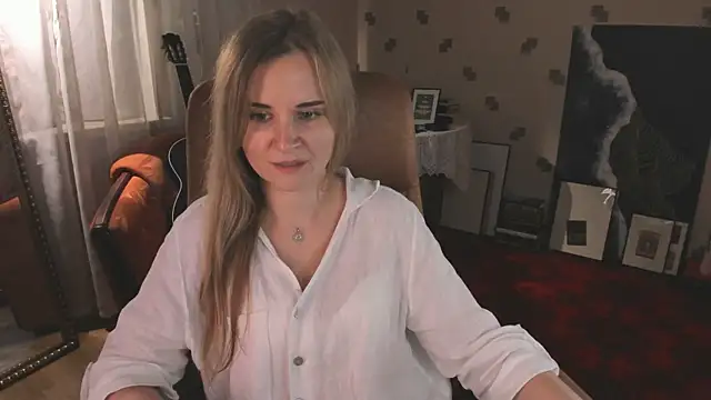 MiaSparkes: вебкам-шоу