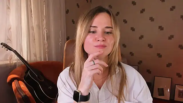 Pokazy przed kamerką – MiaSparkes