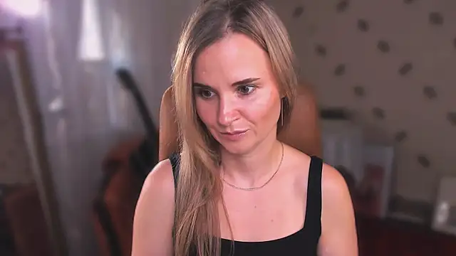 MiaSparkes XXX чат на живо