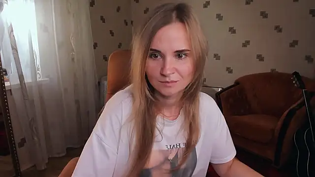 MiaSparkes' Live XXX Chat