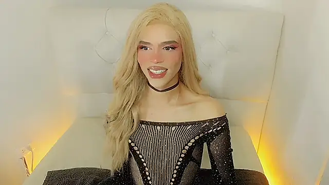 הופעת וובקאם של jackie_hugex