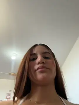 Chatroom XXX en direct de ViankaRose